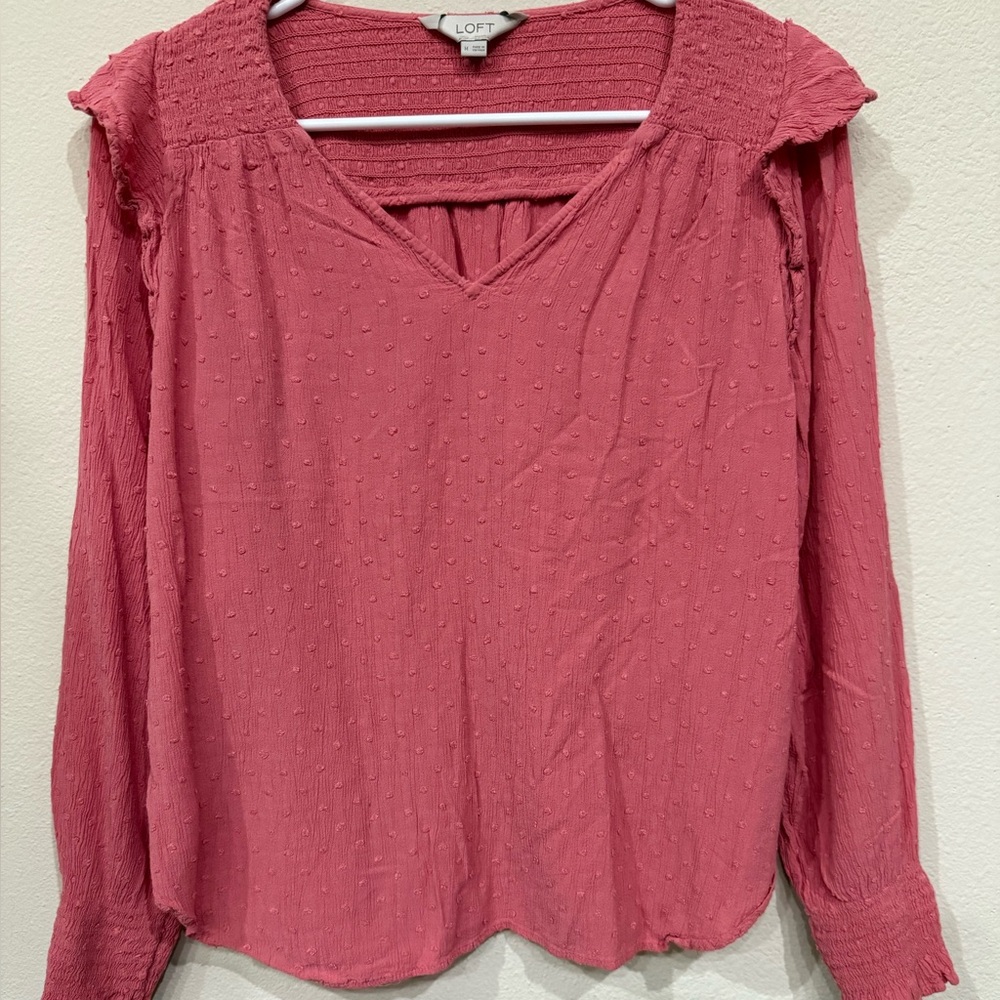 LOFT Textured Dot Coral/Pink Ruffle Long Sleeve Women’s Blouse size M